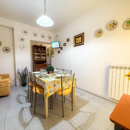 Indianapolis Apartment, 2 Posti Auto Rif A816 Apartmán *